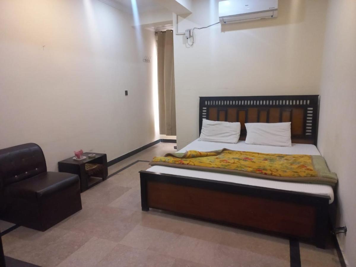 Hotel Tulip Inn Rawalpindi Buitenkant foto