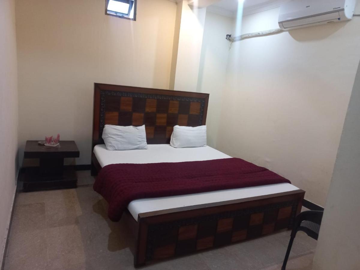 Hotel Tulip Inn Rawalpindi Buitenkant foto