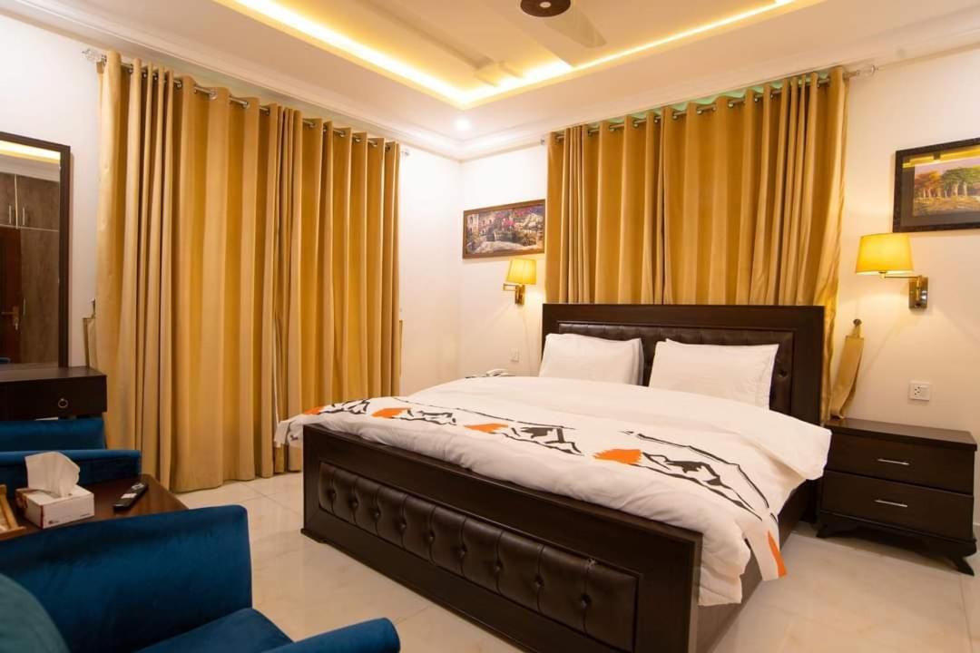 Hotel Tulip Inn Rawalpindi Buitenkant foto
